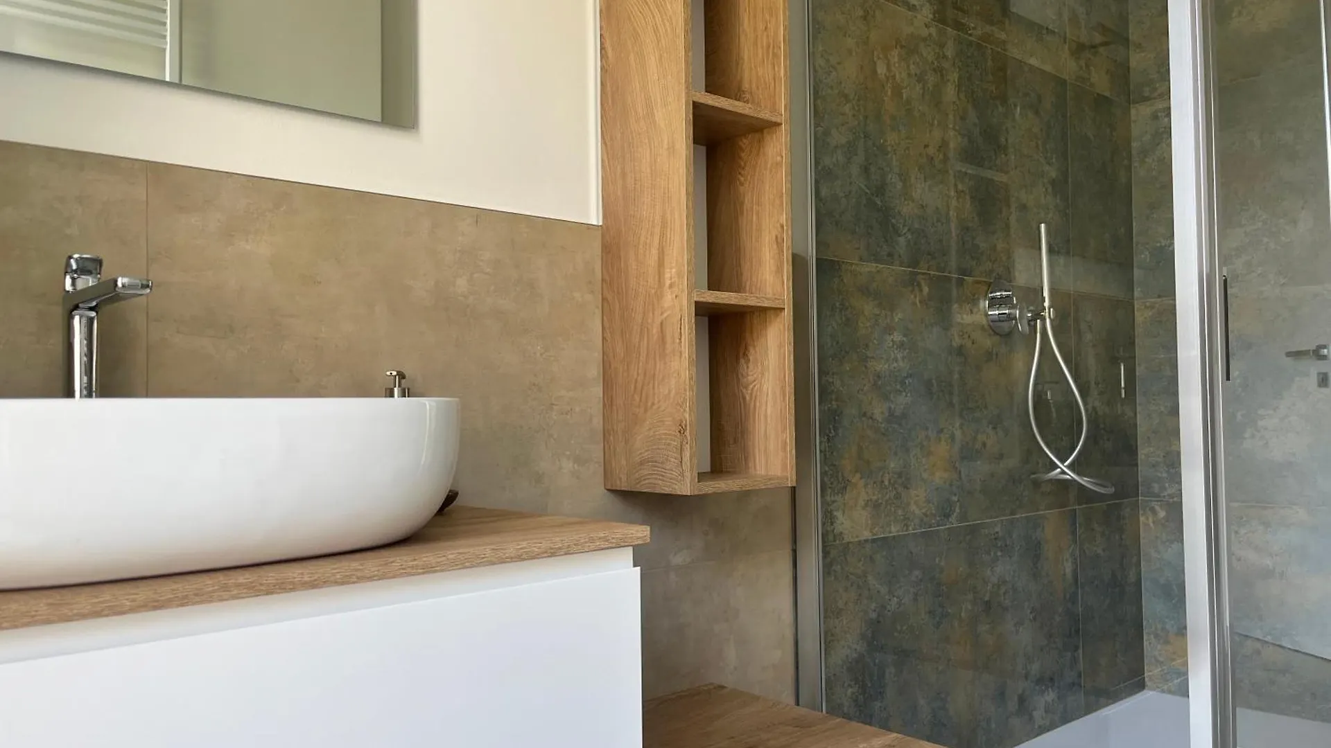 Villa Anna - Lake View Apartments Predore